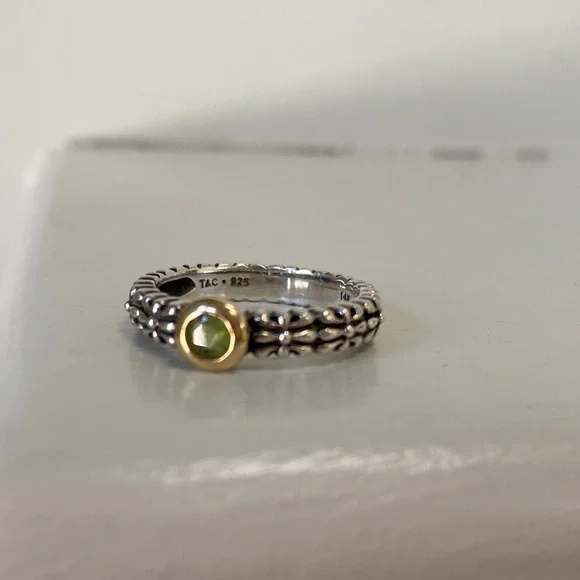 Vintage Town & Country Elegant sterling Silver and 14K Gold Women's Ring Peridot - Picture 1 of 2